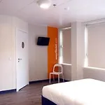 Staysome Herculano Aparthotel