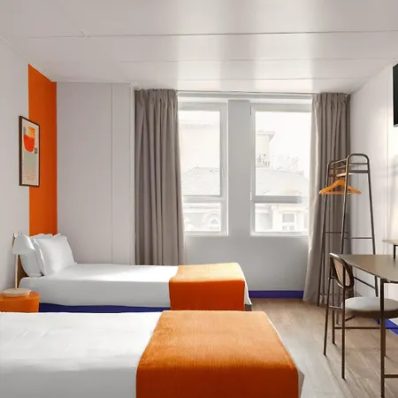 Staysome Herculano Aparthotel