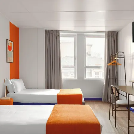 Staysome Herculano Aparthotel
