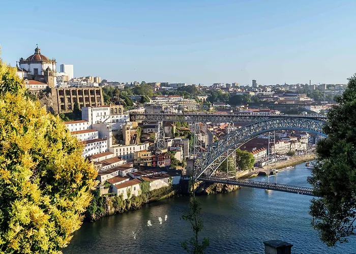 Staysome Herculano Appart hôtel 2*